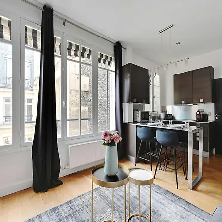 Appartement And Quiet 1bdr 8th - Bail Mobilite Paris