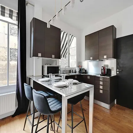 And Quiet 1bdr 8th - Bail Mobilite Appartement Paris